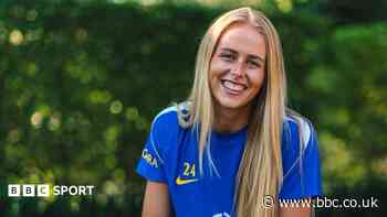 England keeper Hampton extends deal at Chelsea