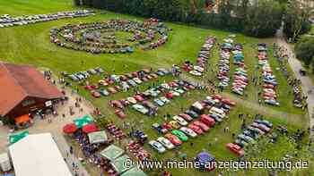 Oldtimertreffen zieht 500 Fahrzeuge an – trotz Regenwetter