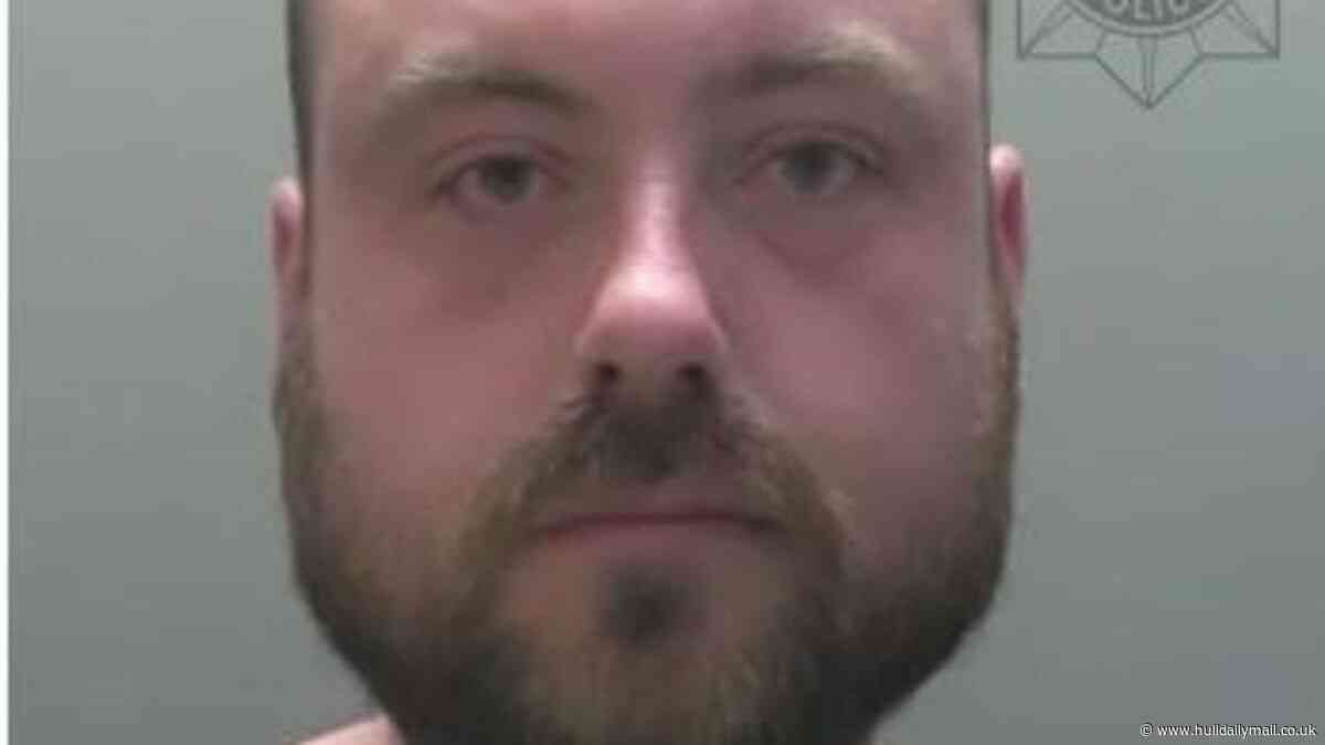 'Google me' - violent and controlling boyfriend told terrified woman to read about his past