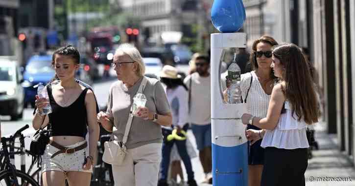 Nearly 3,000 people in UK die from extreme heat in two months