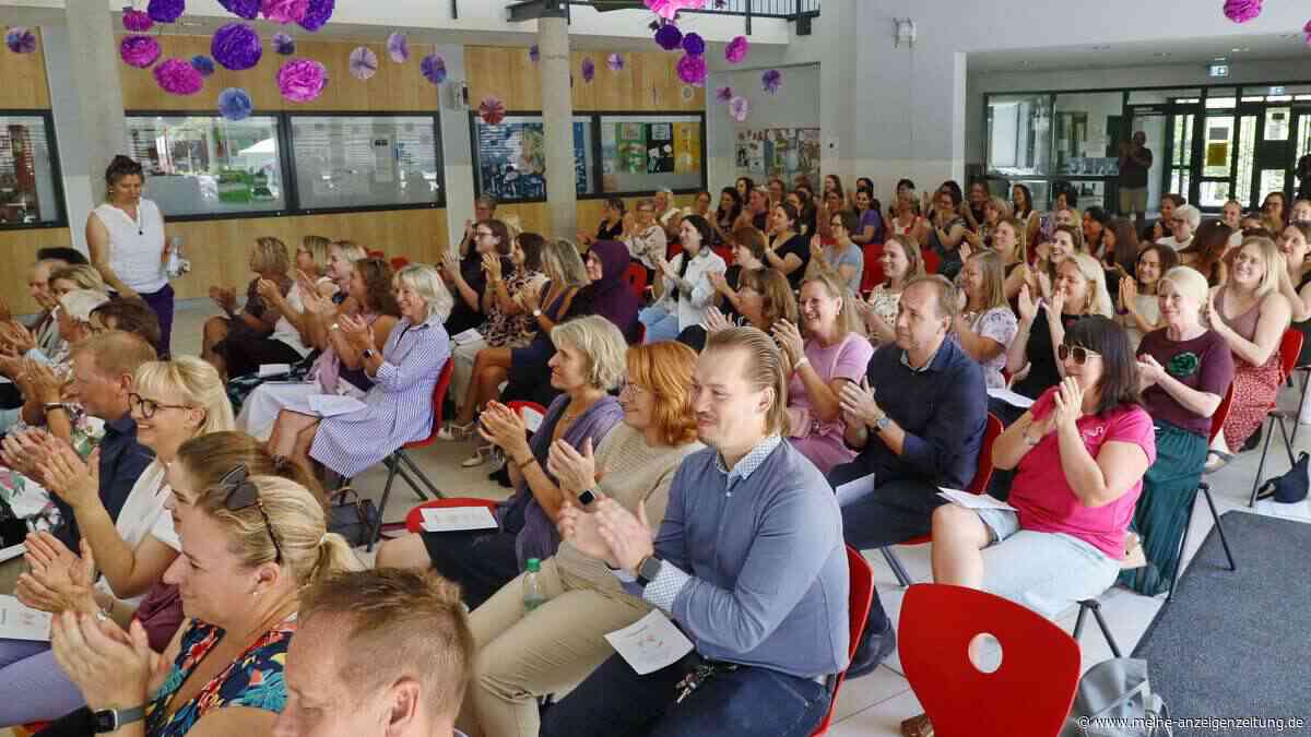 Abschied unter Tränen: Rektorin Juliane Dorfmüller verlässt Grundschule St. Lantbert nach sechs Jahren