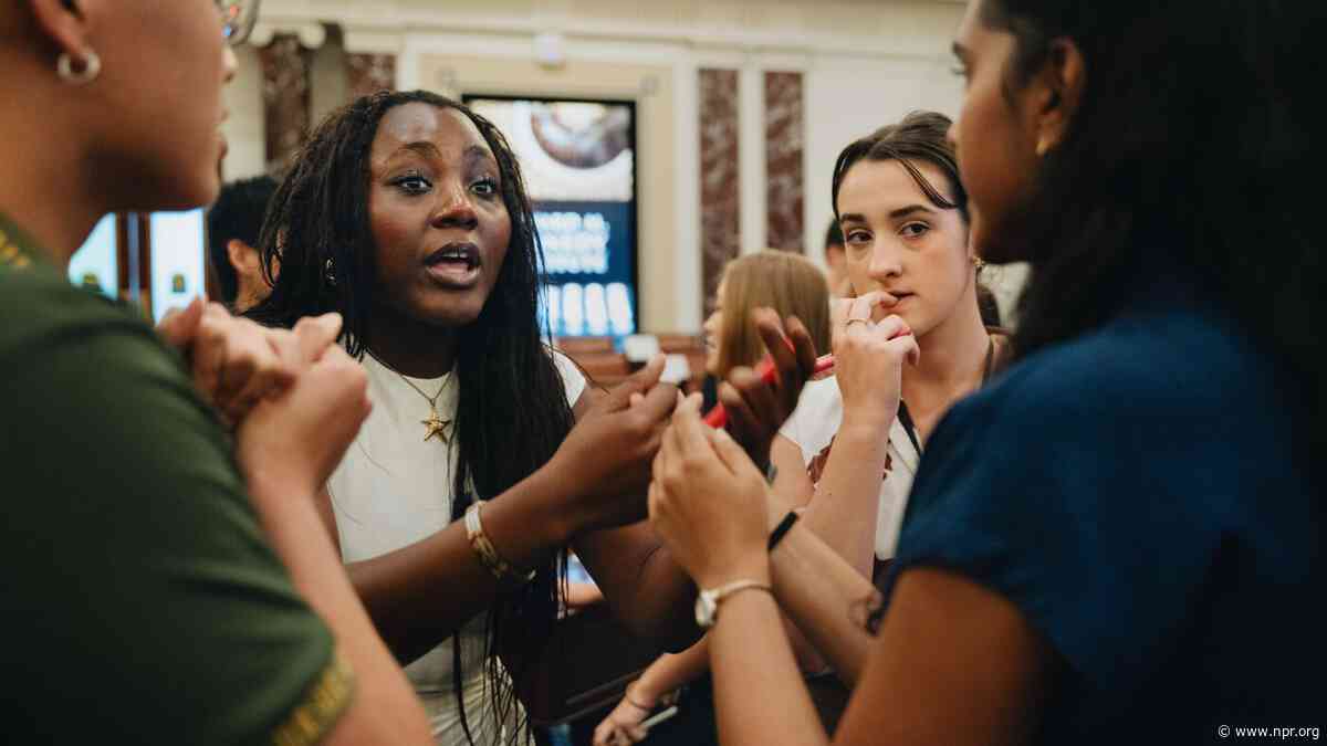 Adults have struggled to set rules for AI in school. These teens figured it out