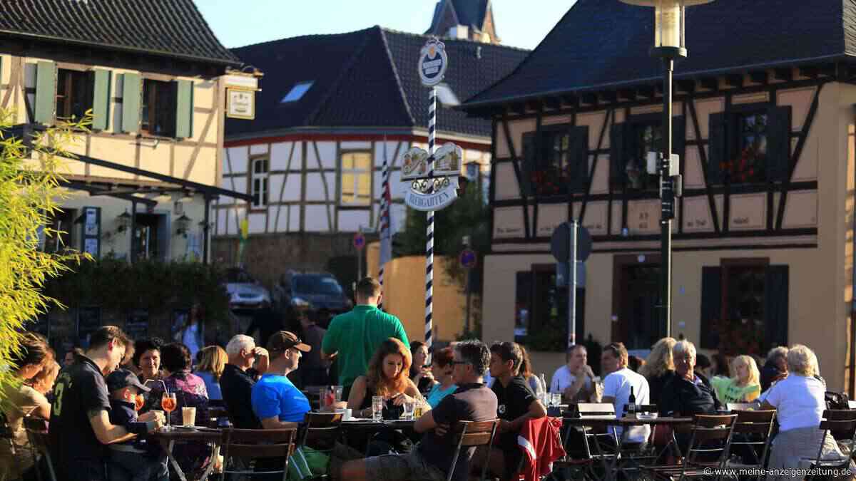 Grüne Oase am Rhein: Entspannung und Natur rund um die Zündorfer Groov