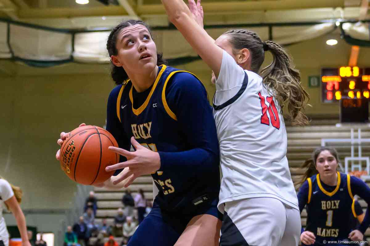 Holy Names basketball star Maggie Volmer selects Mercy University