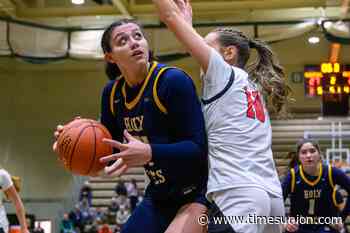Holy Names basketball star Maggie Volmer selects Mercy University