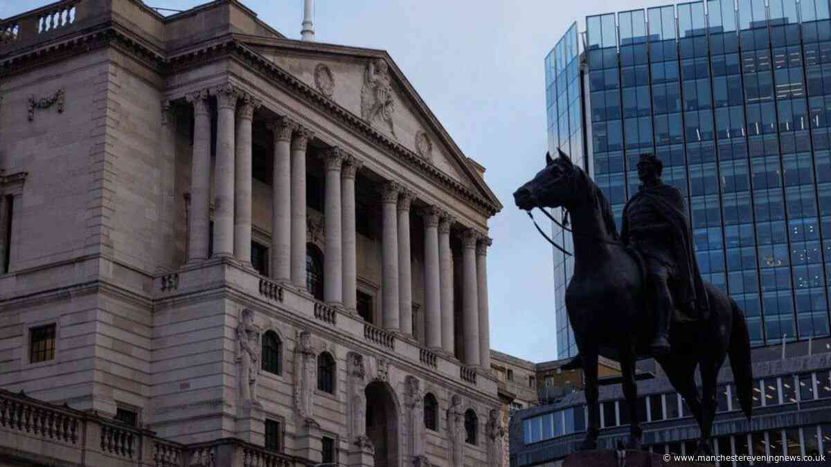 Economist predicts next interest rate rise as households issued 'knife-edge' warning