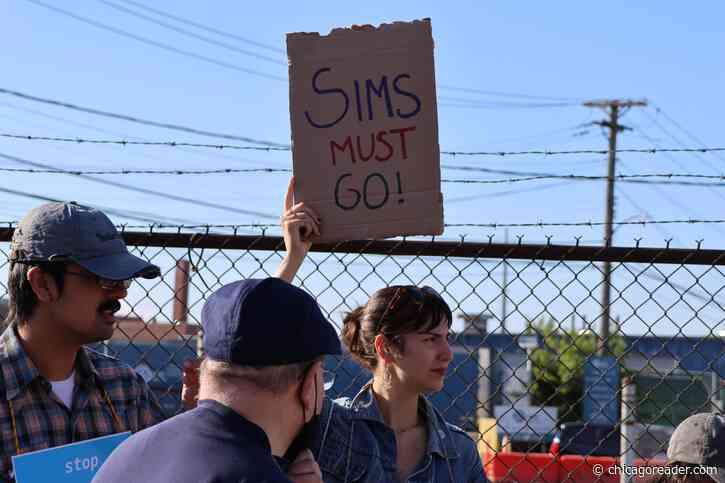 Residents call on Sims Metal to ‘Stop Poisoning Pilsen’