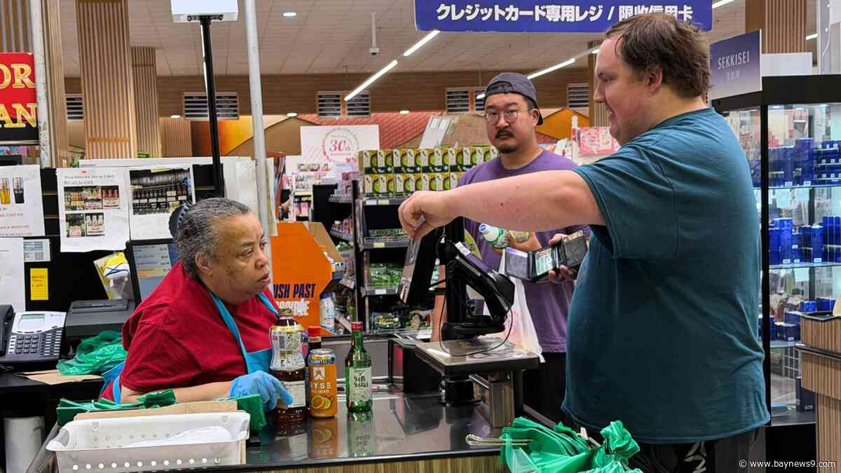 U.S. economy grows a sluggish 1.5% in second quarter while inflation remains stubbornly high