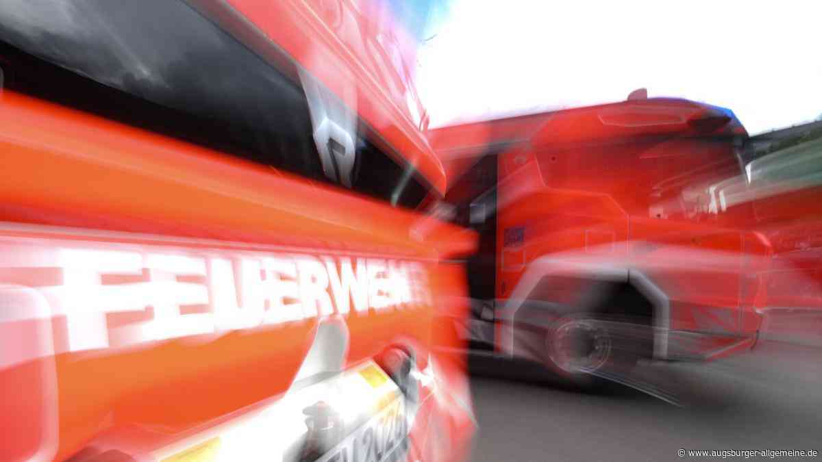 Der Fahrer denkt, bis nach Hause reicht es noch – dann steht das Auto in Flammen