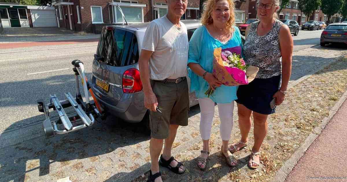 Familie van Albert kamt Nijmegen uit op zoek naar auto, tot er hulp uit onverwachte hoek komt