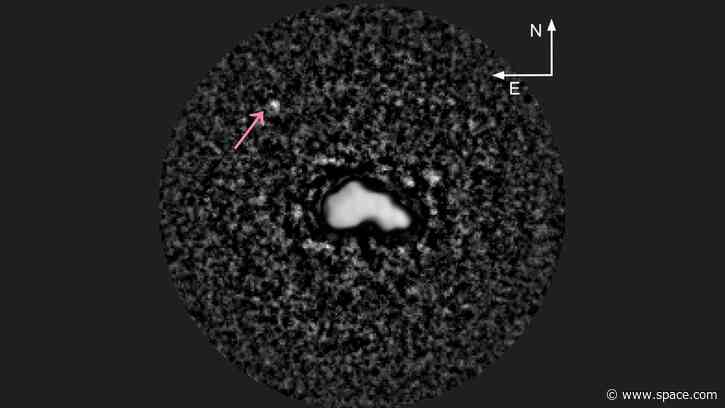 1st three-headed asteroid found in our solar system — and it has a little moon