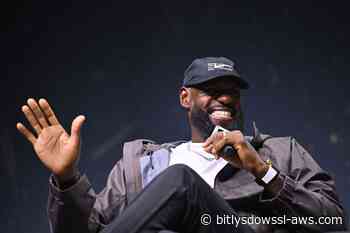 LeBron James está en conversaciones con ESPN para hacer un documental la próxima temporada