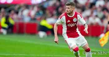 Ajax-trainer houdt Braziliaanse aanwinsten nog op de bank in return, wel basisplaats Blind