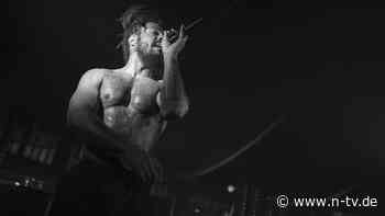 Bekannt durch Glastonbury-Eklat: Bericht: Deutschland lässt Rapper wegen Anti-Israel-Rufen nicht einreisen