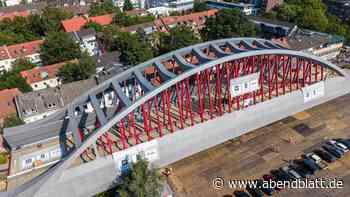 Einbau der neuen Sternbrücke – nach Unterbrechung geht es jeden Moment weiter