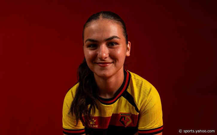 Watford sign former Arsenal full-back Gray