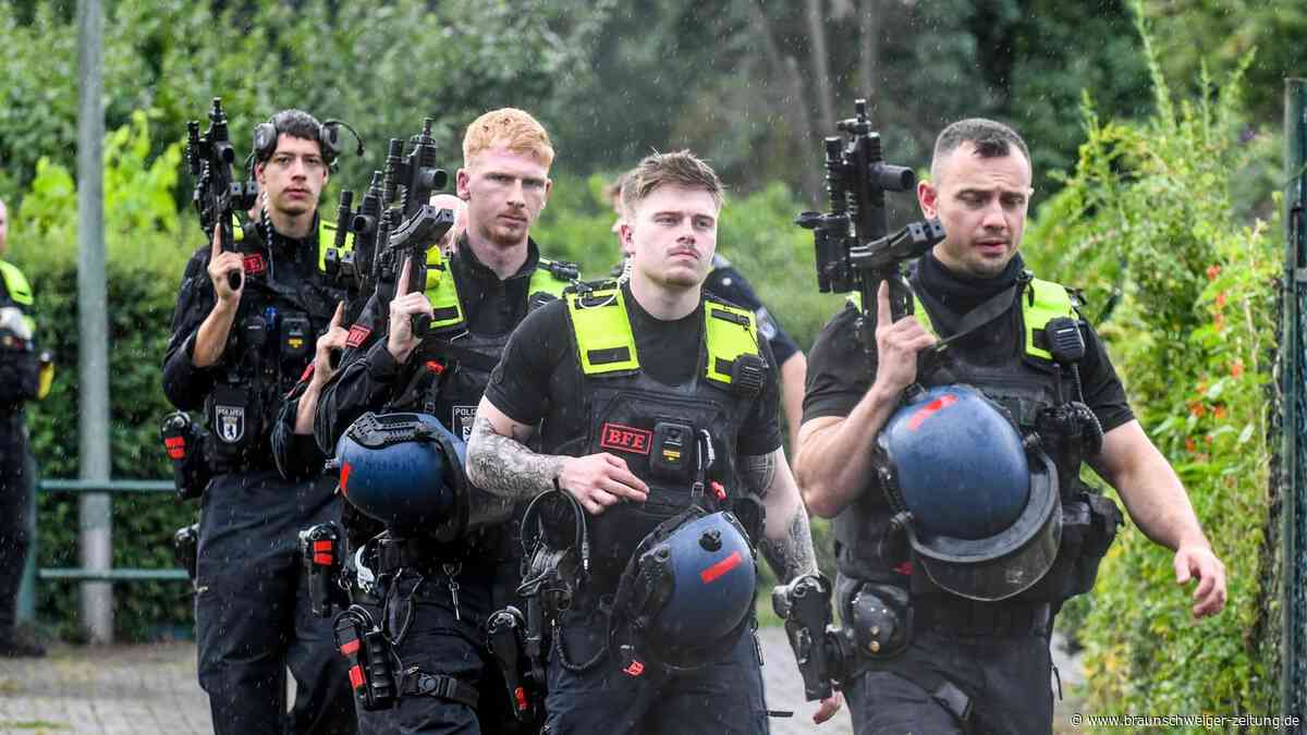 Vater und Freund sollen Polizei zum Versteck des CSD-Attentäters geführt haben
