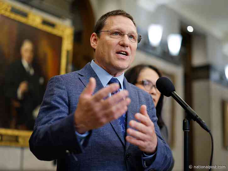 ‘Cracks beginning to appear’ for Liberals in Quebec, Avi Lewis says