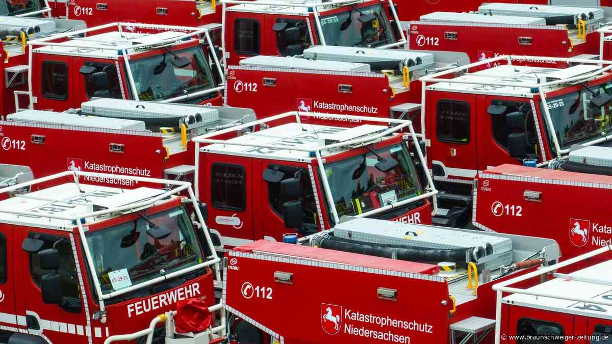 Feuerwehr-Spezialkräfte aus Niedersachsen helfen bei Waldbränden in Spanien