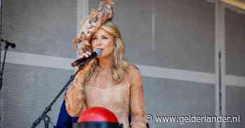 Máxima haalde voor WorldPride een van haar bekendste, chicste outfits tevoorschijn