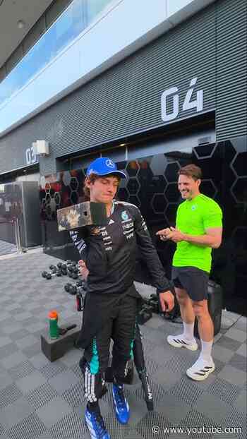 Kimi vs the dumbbell 💪 #f1 #mercedesf1 #kimiantonelli
