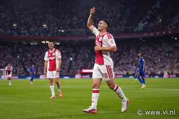 Hattrick Gloukh helpt dominant Ajax na valse start weer voorbij Vojvodina