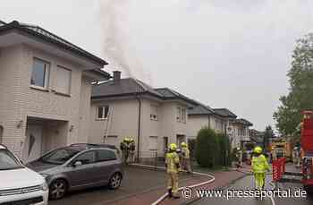 FW Gronau: Dachstuhlbrand in der Herzogstraße