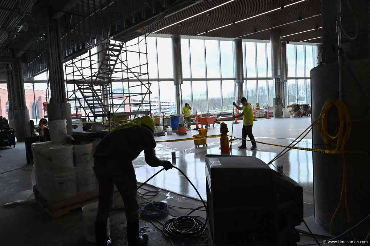 Airport contractor sues county authority over Albany International renovation
