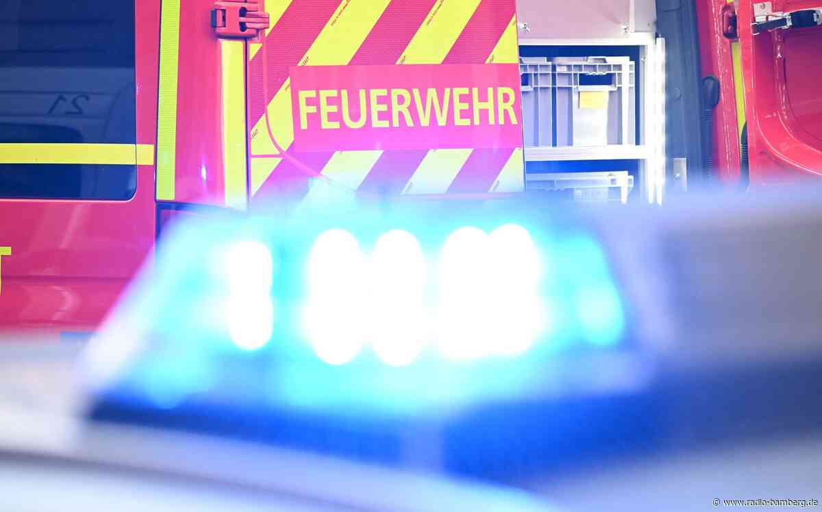 Wohnhaus in Flammen – mehrere Menschen verletzt