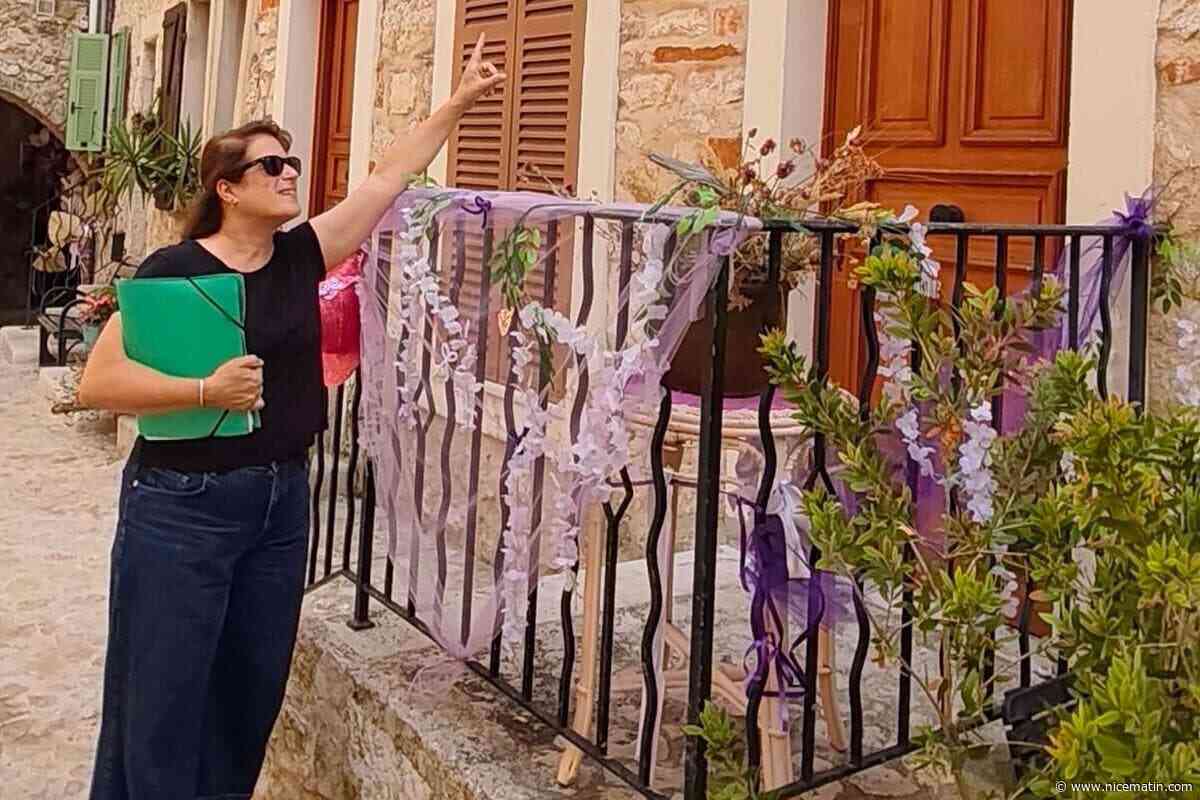 Cette guide conférencière vous fait découvrir les secrets du patrimoine de Sainte-Agnès