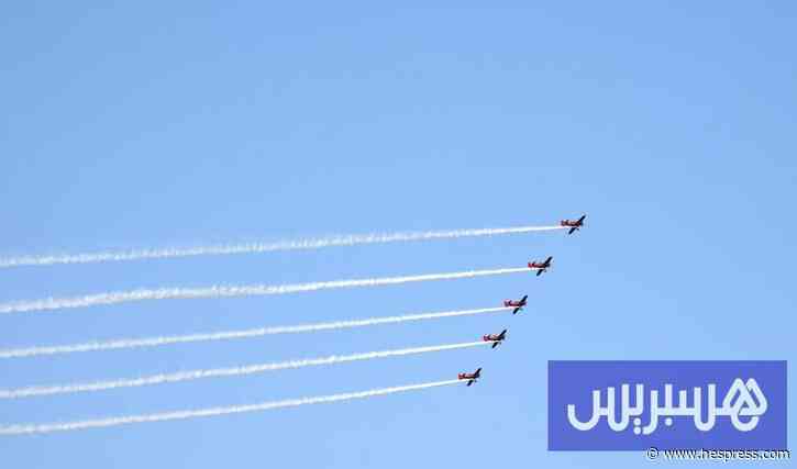 عروض جوية تأسر ساكنة المضيق