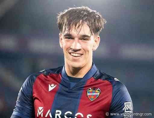 Real Madrid sign Levante striker Espi for €25m