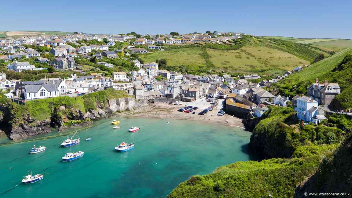 Beautiful UK seaside town is 'Amalfi Coast dupe' with TV links - not Portmeirion