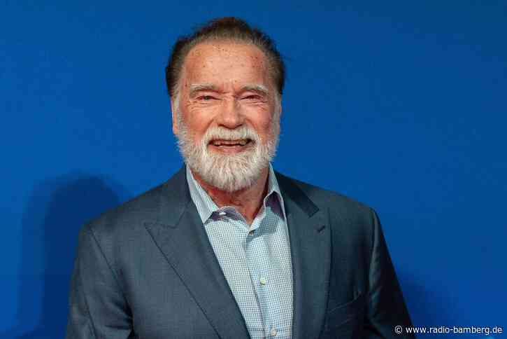 Schwarzenegger lässt zum 79. Geburtstag Muskeln spielen