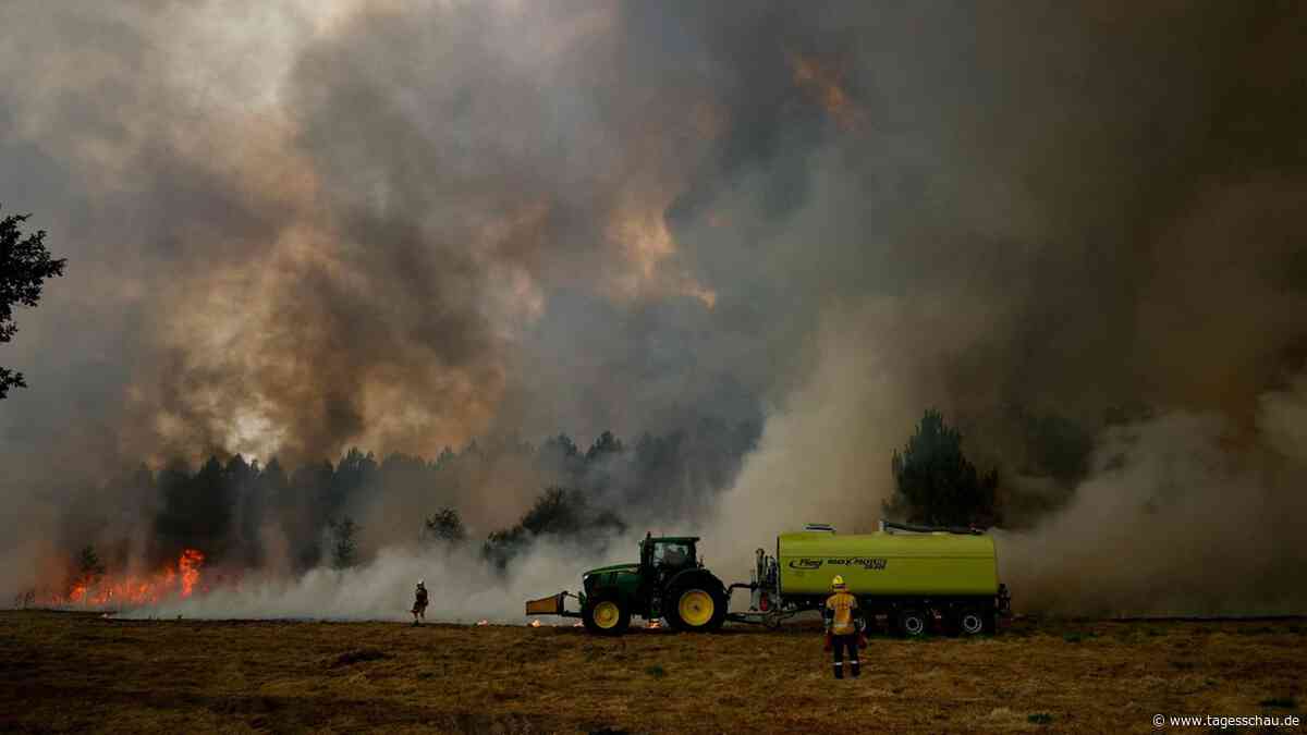 Der verzweifelte Kampf der Feuerwehr und Freiwilliger in der Gironde