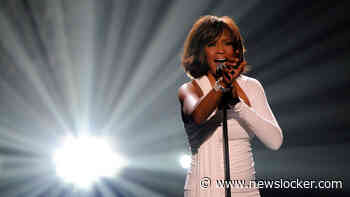 Veertien jaar na haar dramatische dood: zo kan jij eigenaar worden van een iconische jurk of sieraad van Whitney Houston