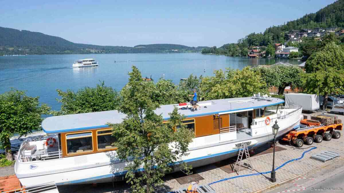 Elektroschiff am Tegernsee angekommen – Alte MS Gmund wird zum neuen Monte-Mare-Saunaschiff