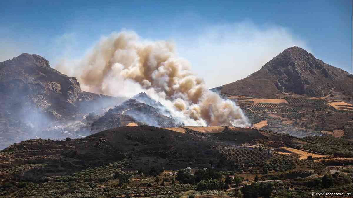 Waldbrände in Südeuropa: Starker Wind macht Lage auf Kreta unkontrollierbar