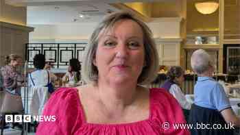 Woman becomes world's first to receive new cancer therapy