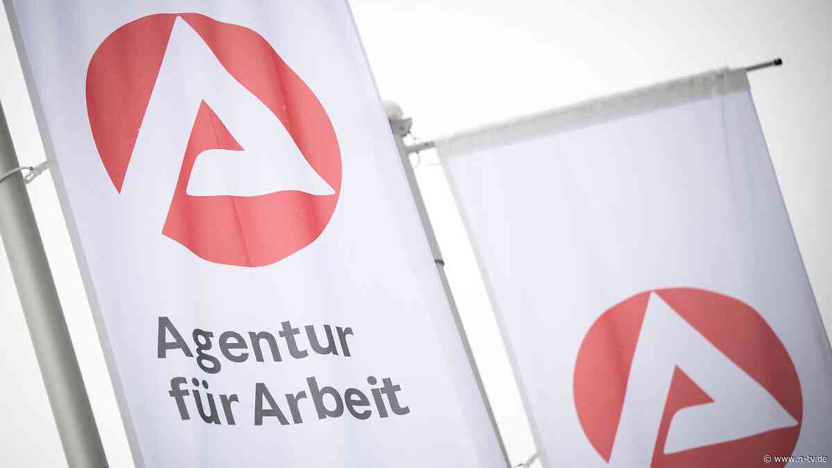"Schwache Entwicklung": Deutsche Arbeitslosenzahl steigt über drei Millionen