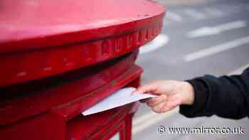 Royal Mail customers should not write address in middle of envelope