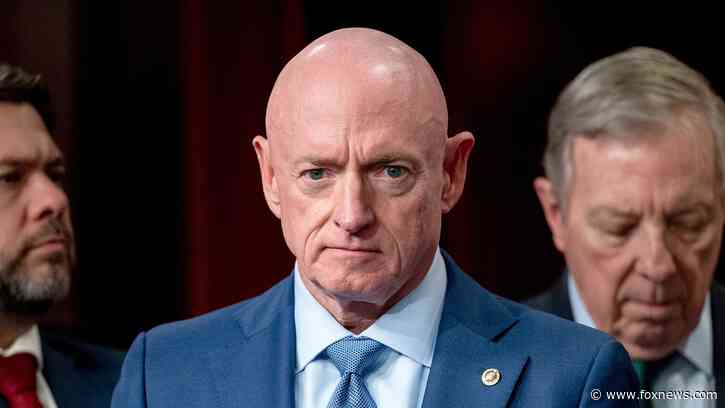 Sen Mark Kelly warns far-left policies that ‘don’t make sense’ could cost Democrats seats