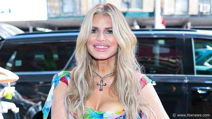 Jessica Simpson celebrates turning 46 in bikini and reveals her children have never seen her perform