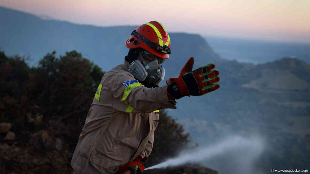 LIVE | Ruim 4500 hectare verwoest door grote natuurbrand Kreta, vuur nog niet onder controle