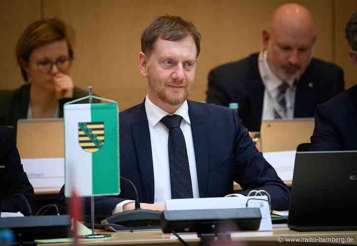 Kretschmer droht mit Nein bei Rente im Bundesrat