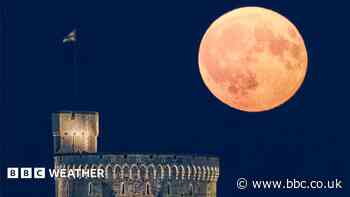 Stunning photos capture July's Buck Moon over the UK