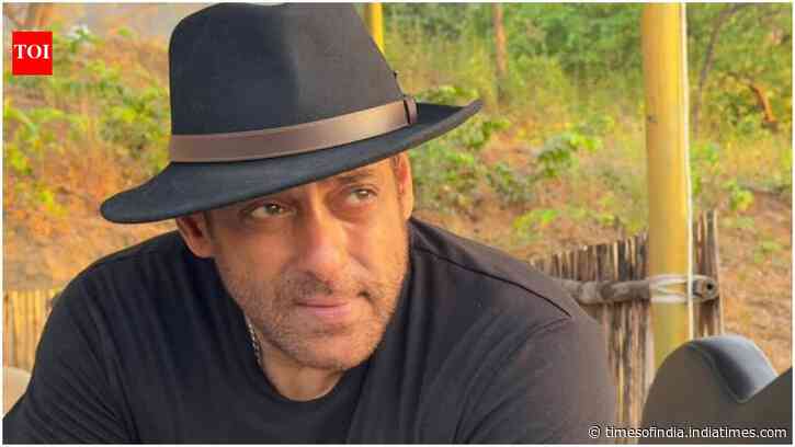 Salman Khan's surprise ‘Alliance’ visit to support his brother Sohail Khan wins hearts