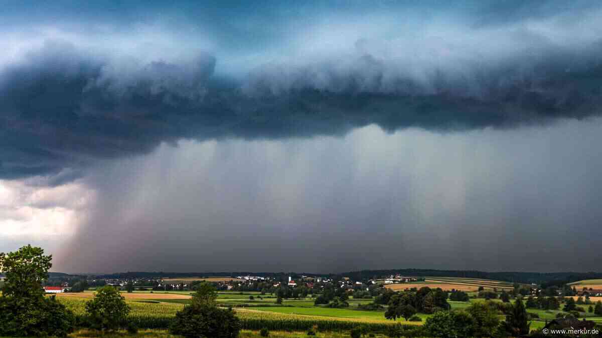 Fast 40 Grad und dann der Gewitter-Knall: Starkregen, Hagel und Orkanböen treffen Bayern