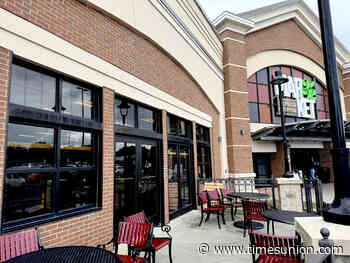 Market 32 faces critics for plan to move Latham liquor store