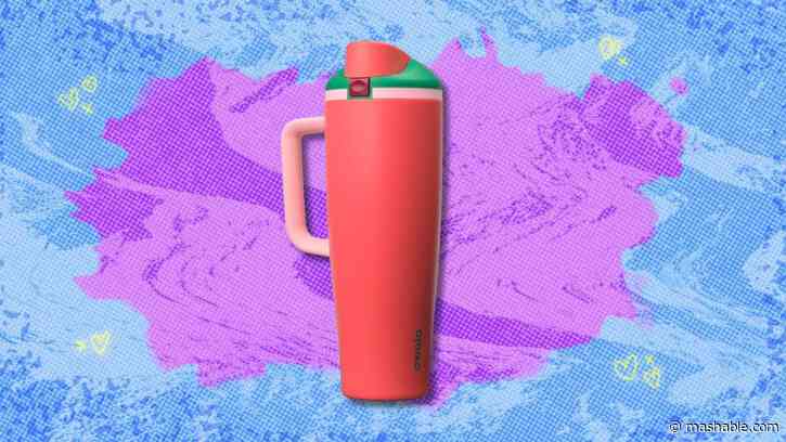 Stay hydrated this summer with the Owala FreeSip Tumbler — get $10 off at Amazon